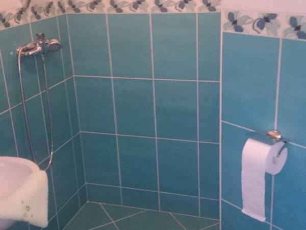 łazienka pokoju jednoosobowego