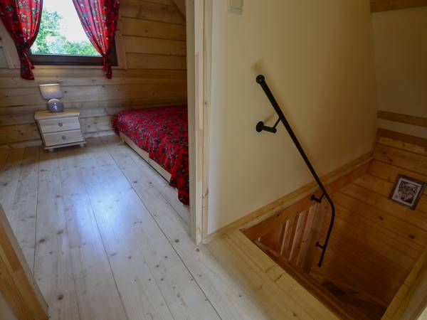 Wejście do sypialni z klatki schodowej