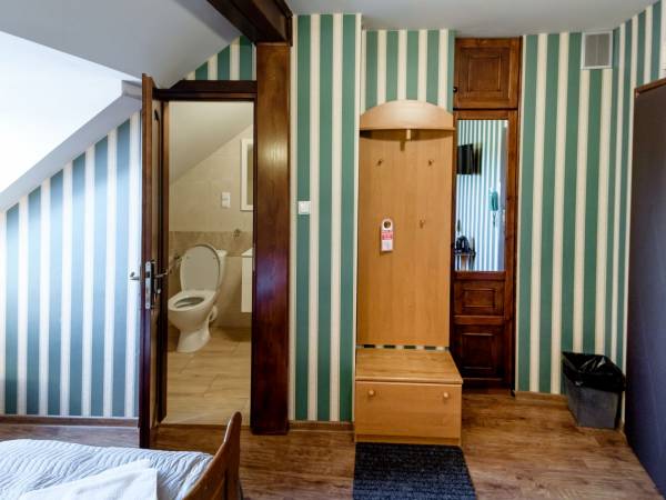 Pensjonat i Restauracja Pod Wietrzną Górą