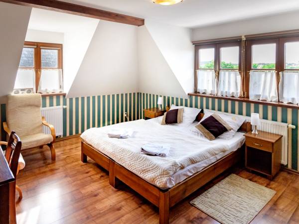 Pensjonat i Restauracja Pod Wietrzną Górą