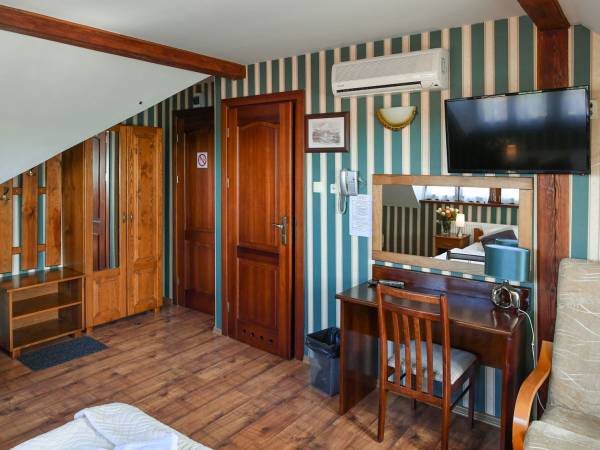 Pensjonat i Restauracja Pod Wietrzną Górą