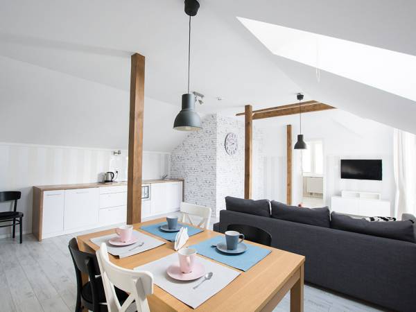 Apartament A - duży, przestronny, dwupokojowy.