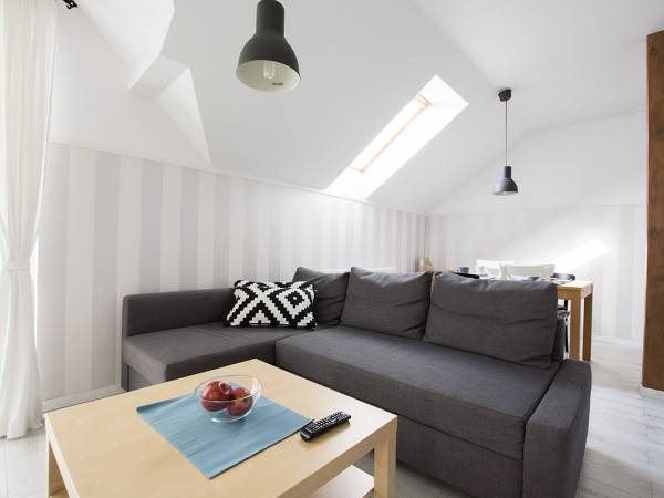 Apartament A - duży, przestronny, dwupokojowy.