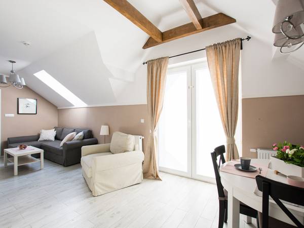 Apartament B - duży, przestronny, dwupokojowy.