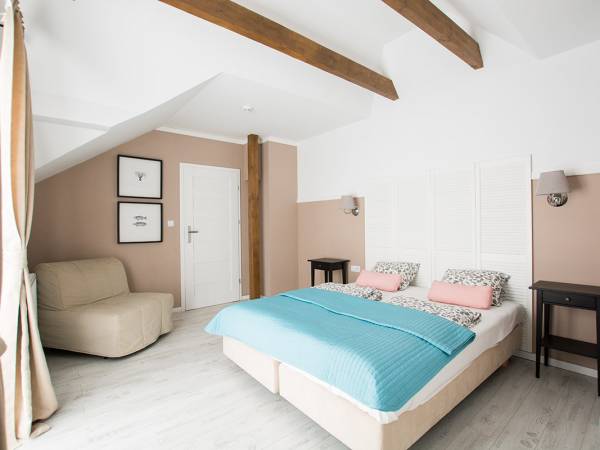 Apartament B - wygodna i przestronna sypialnia.