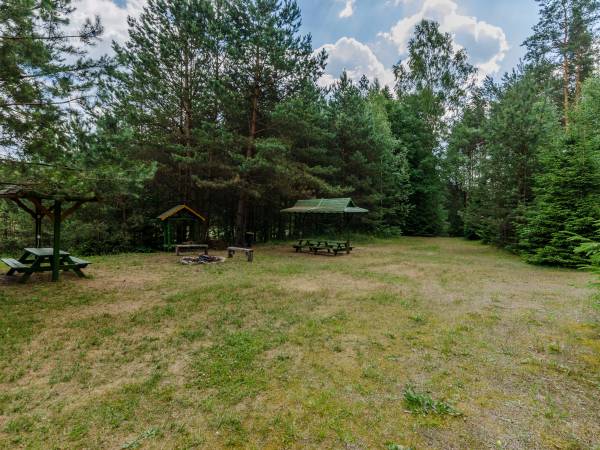 pole namiotowe/kampery