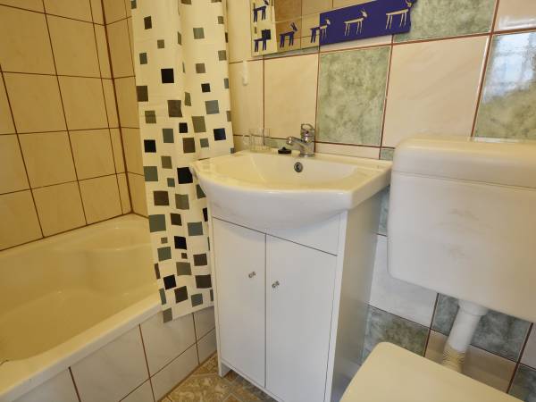 Domki Letniskowe u Henia i Anety