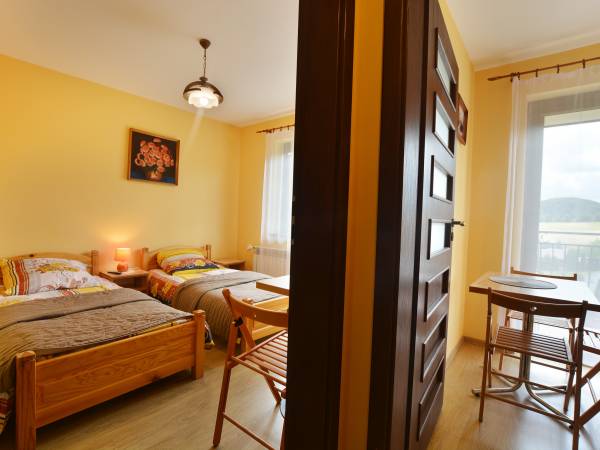 studio dwupokojowe z balkonem