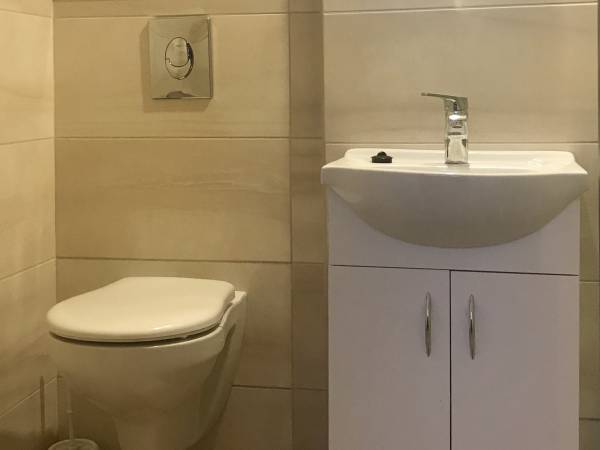 Łazienka w pokoju 2-osobowym