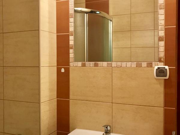 Łazienka w pokoju typu studio