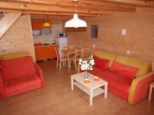 Domki pod lasem blisko morza, Sztutowo