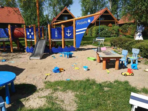 Plac zabaw statek DIAS.