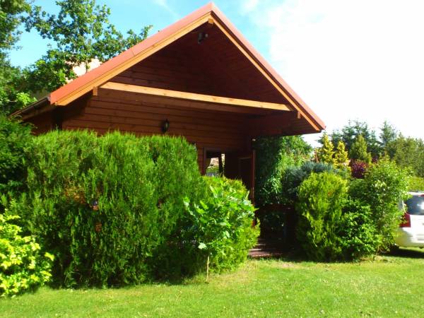 Domek 4 osobowy mniejszy - bez piętra.