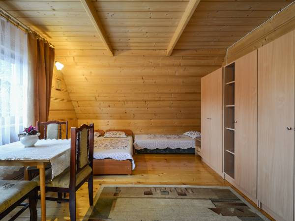 Pokoj 4 osobowy nr 5