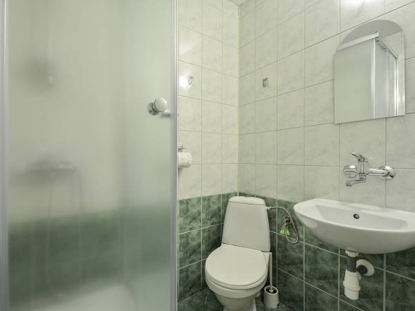 Łazienka w pokoju nr 5