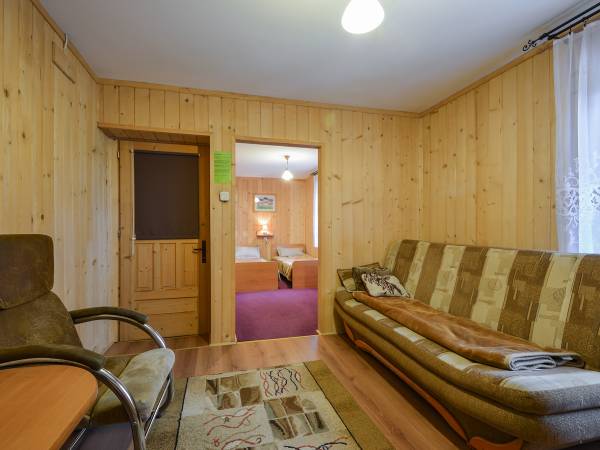 Pokój 3 osobowy nr 4