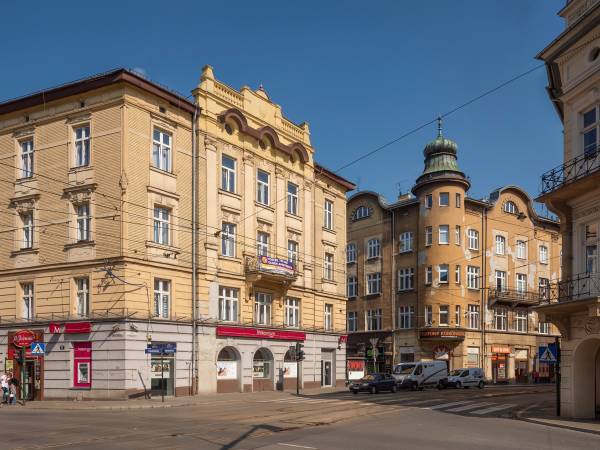 Hostel 70s and Apartmenty Queen