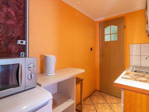 apartament dwupokojowy na parterze