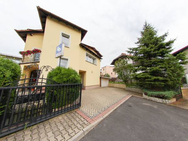 "Pensjonat U JANINY"