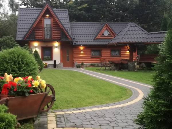 Domek Zohylina i Apartament Rozeta