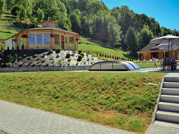 Agrodomki z bali Konradów