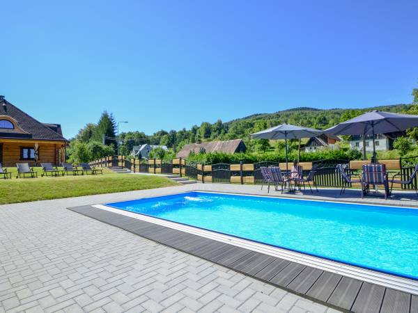 Agrodomki z bali Konradów