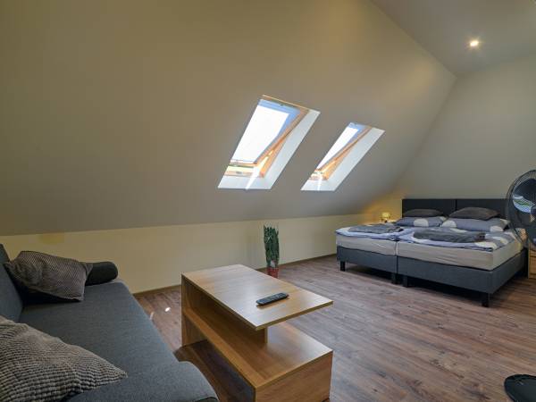 Agrodomki z bali Konradów