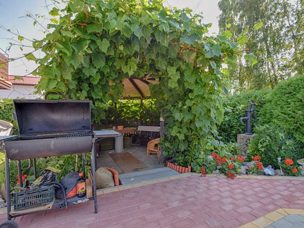 altana + miejsce na grill