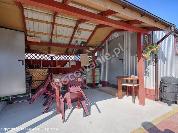 altana + miejsce do odpoczynku