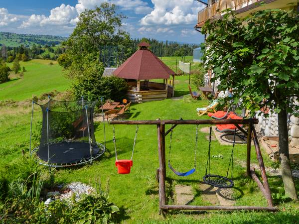 huśtawki,trampolina,bujaki,grill