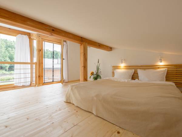 Rezerwat Wielin nad jeziorem (sauna, balia, jacuzzi, basen)