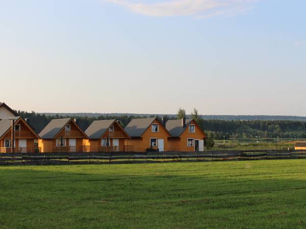 Biały Łabędź domki całoroczne