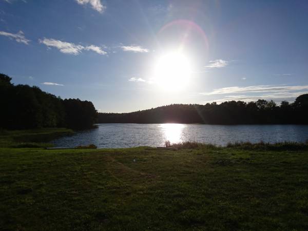 Rezerwat Wielin nad jeziorem (sauna, balia, jacuzzi, basen)