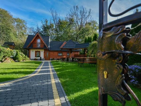 Domek Zohylina i Apartament Rozeta