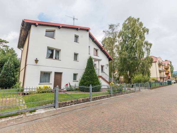 Pokoje Gościnne Pod Cisem