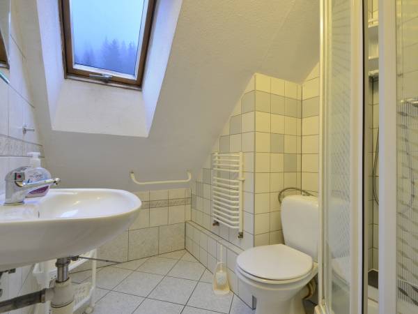 łazienka na poddaszu