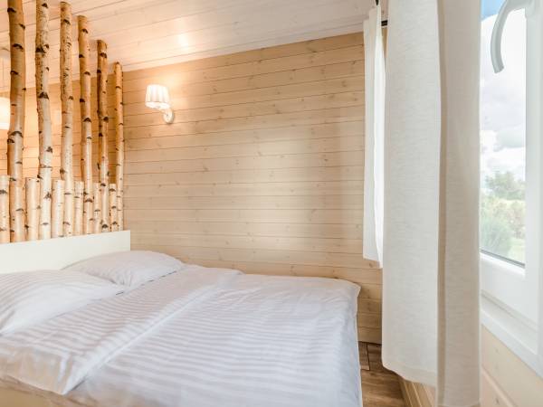 Sypialnia małżeńska domek letniskowy