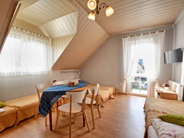 pokój 4 osobowy I piętro