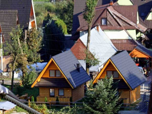 Widok domków z wyciągu krzesełkowego