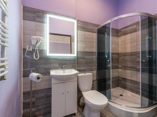 Hostel 70s and Apartmenty Queen