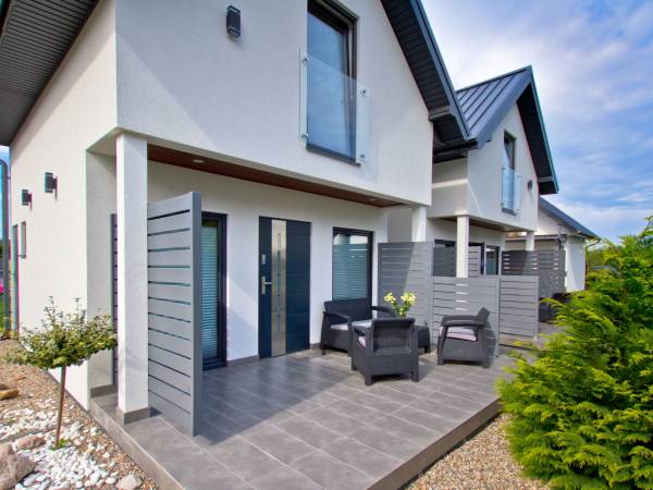 Apartamenty Number 1 - Domki Wolnostojące 