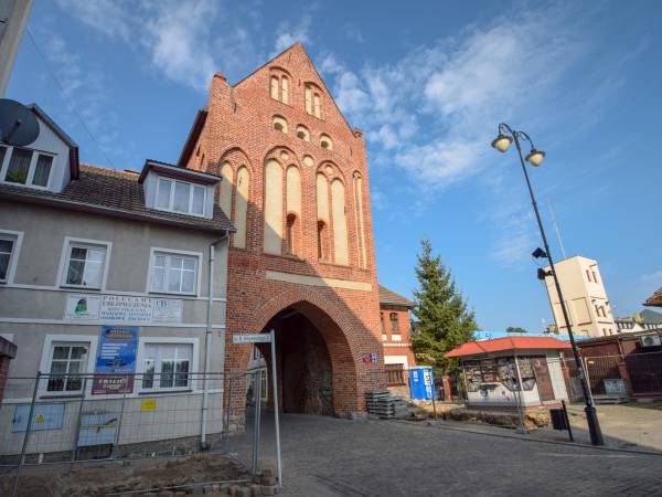 Brama Kamienna w Świdwinie