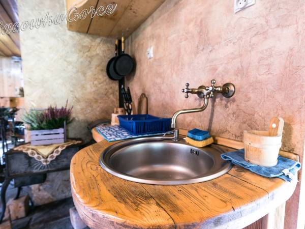 BACOWKAGORCE - prawdziwy domek w górach