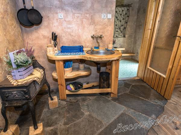 BACOWKAGORCE - prawdziwy domek w górach