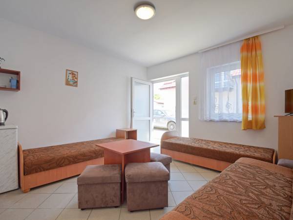 pokoje Jarosławiec 2,3,4-ro os.