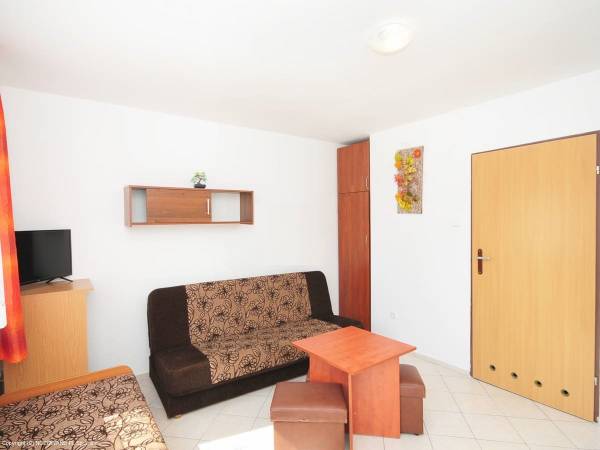 pokoje Jarosławiec 2,3,4-ro os.