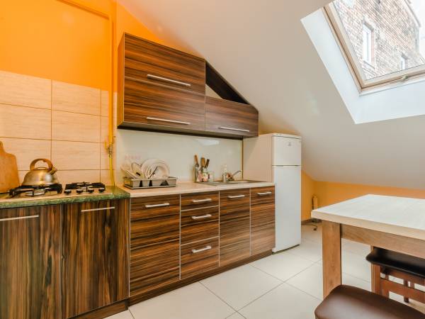 Tanie Noclegi dla firm Traper