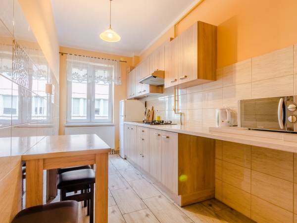 Tanie Noclegi dla firm Traper