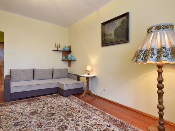 Salon w 3-pok. apartamencie.