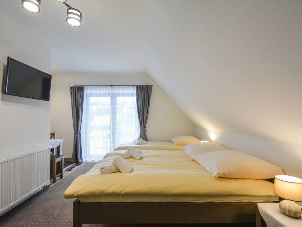 Pokój 3 osobowy (pokój nr 4)